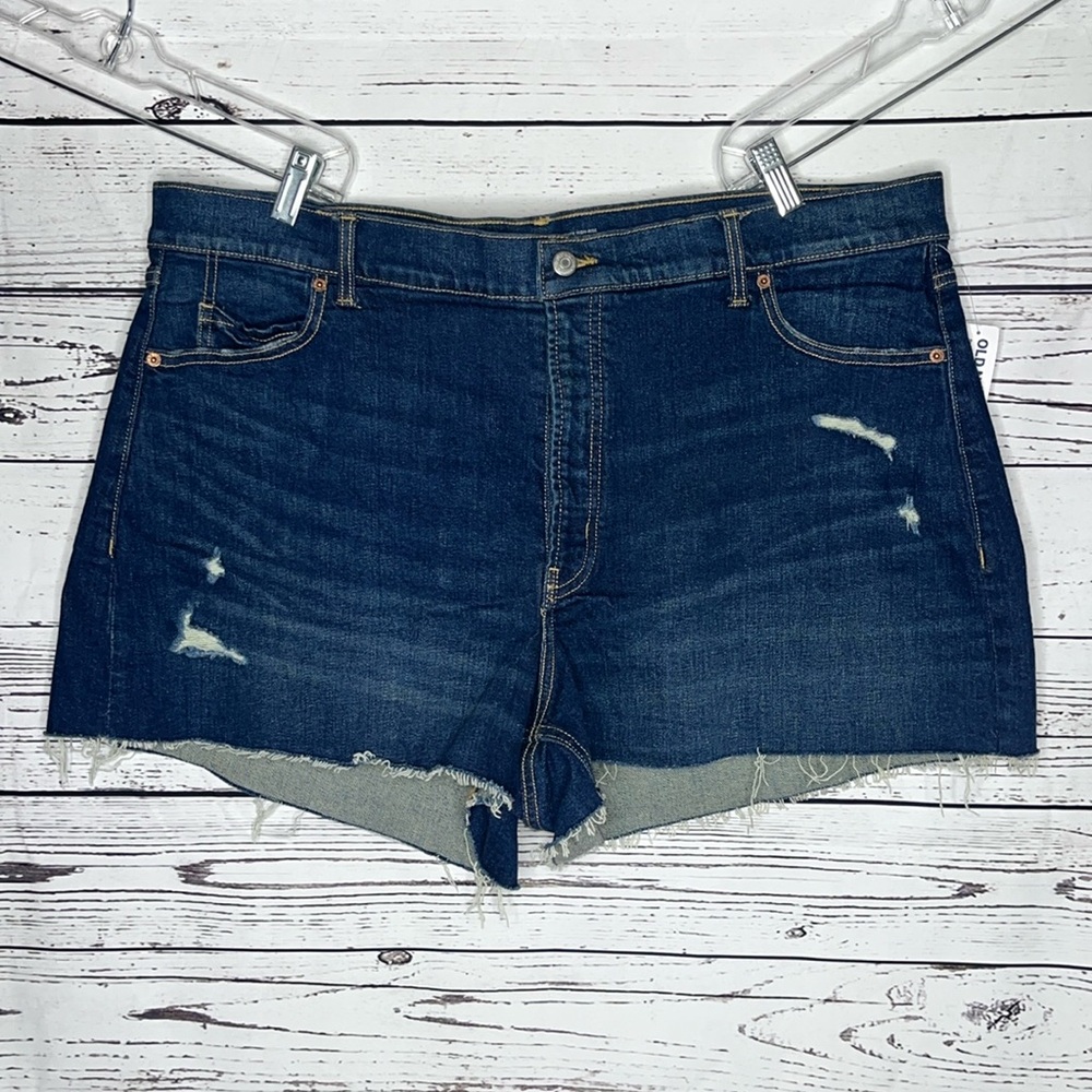 Old Navy NWT Size 22 Blue Denim Distressed Sky-Hi A-Line Button Fly Jean Shorts